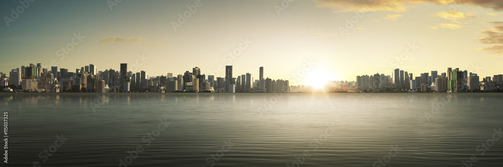 城市天际线全景