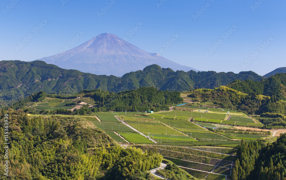 富士山秋季无雪