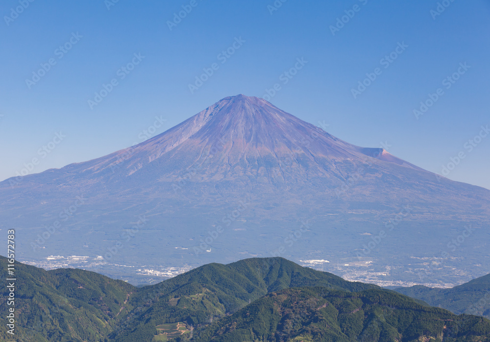 富士山秋季无雪