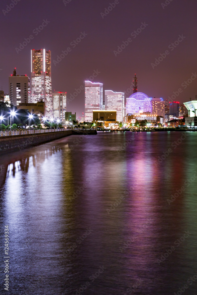 横浜の海