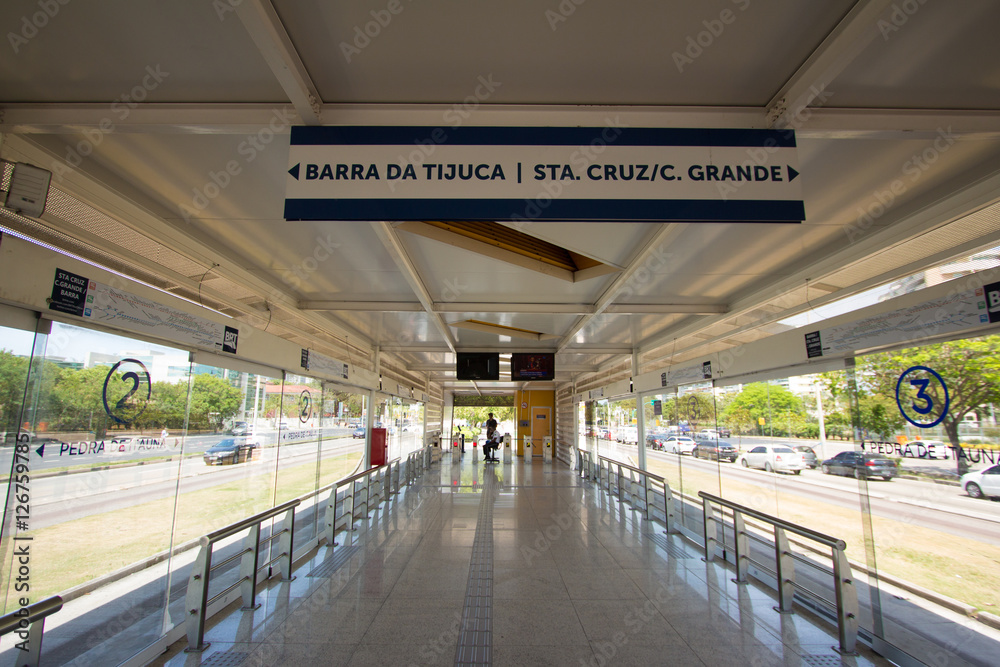 Barra da Tijuca的Brt车站