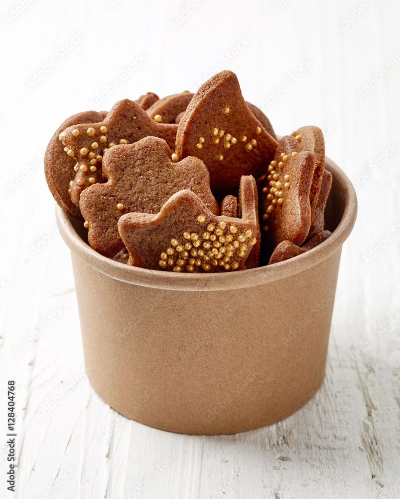 gingerbread cookies in brown paper cup