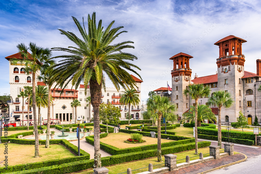 St. Augustine, Florida, USA downtown plaza.