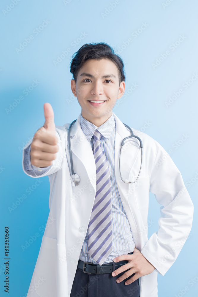 Male doctor show thumb up