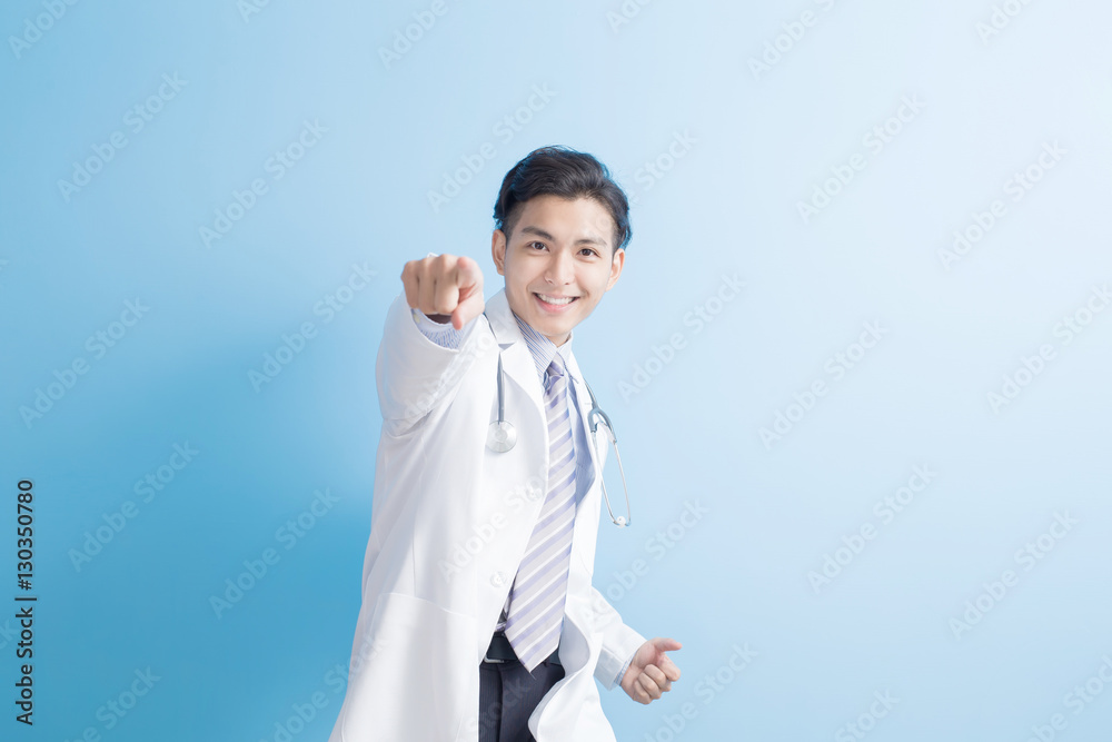 doctor show finger to you