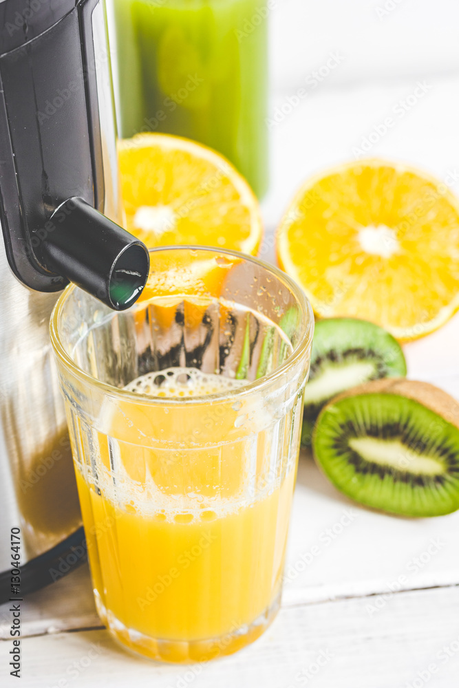 process preparation of fresh juice in juicer