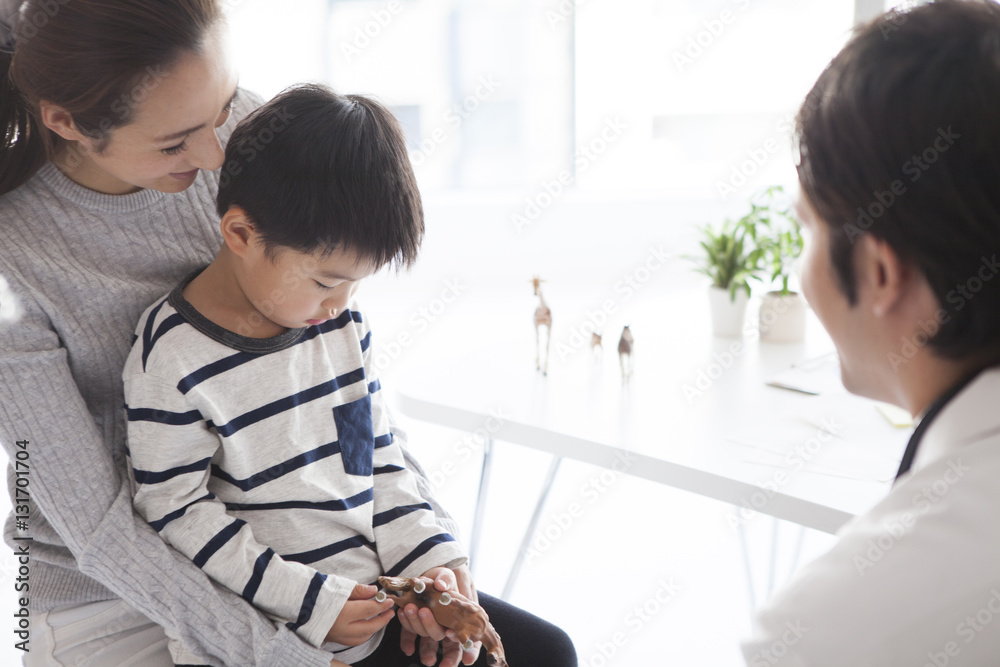 Parents and children are visiting a hospital