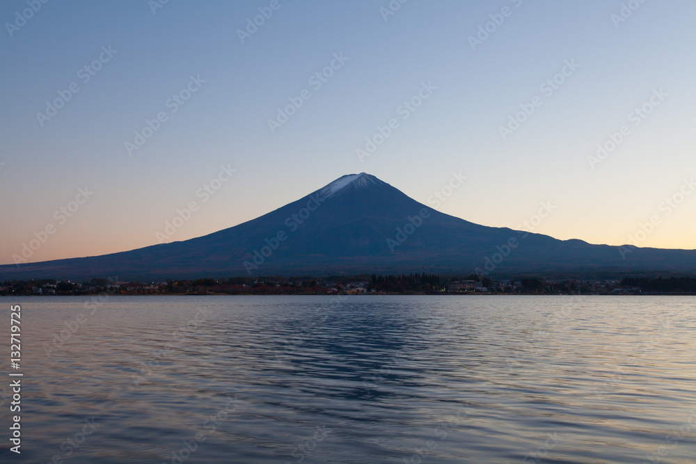 Mountain Fuji and Kawaguchiko lake in evening autumn season