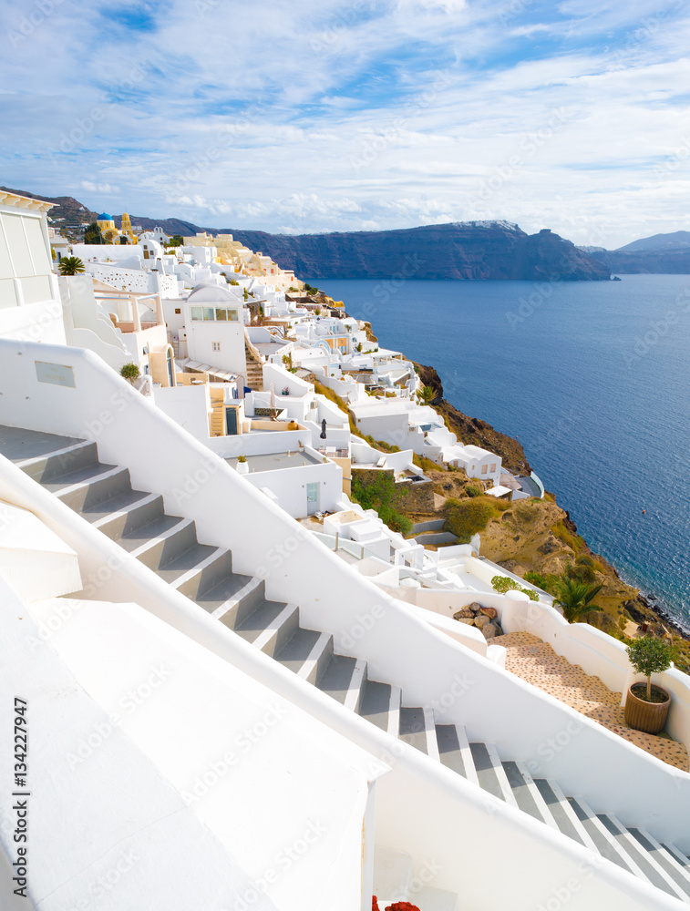 oia street stairs