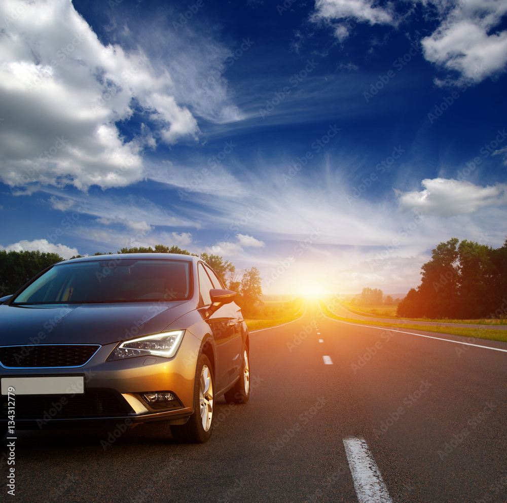  Car and light