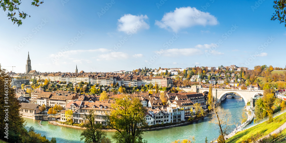 Panorama, Aare und Altstadt von Berrn, Schweiz