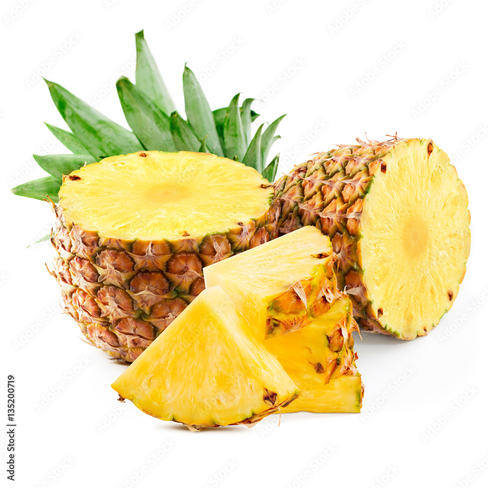 pineapple with slices