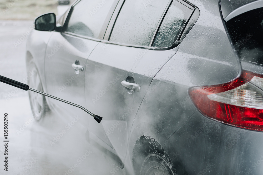 Cleaning Car Using High Pressure Water.