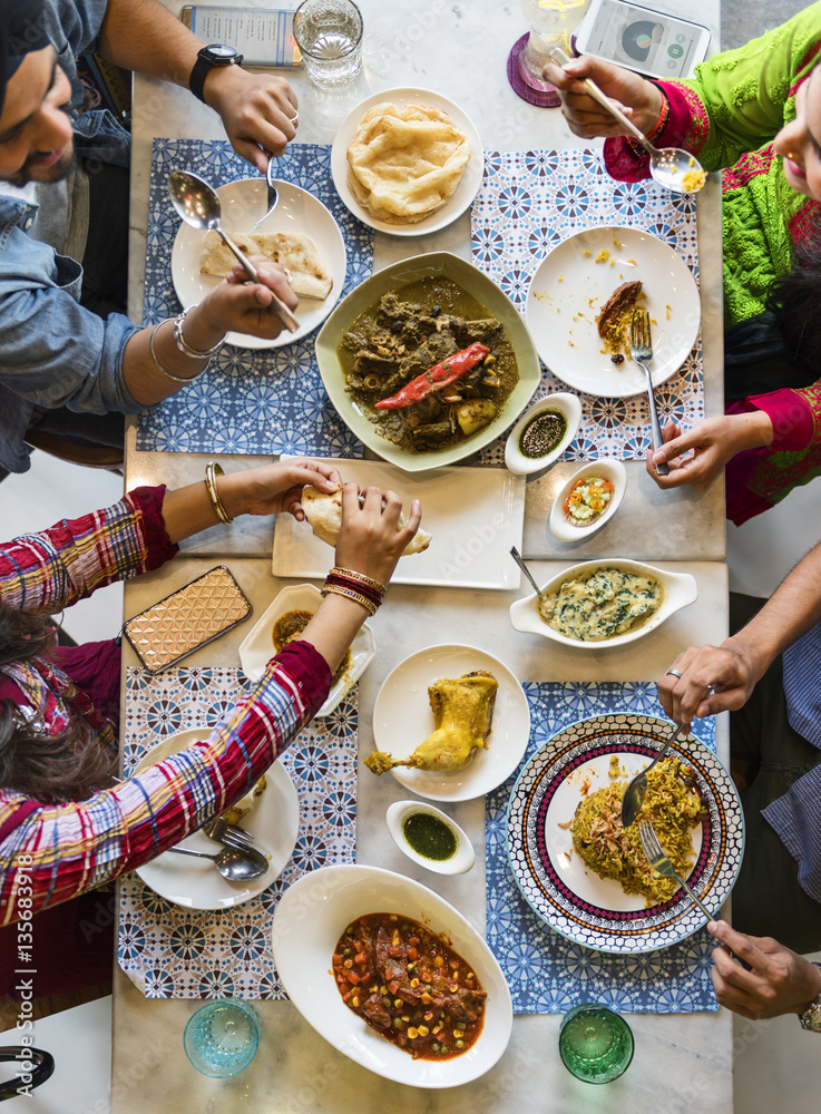 印度民族膳食食品Roti Naan咖喱概念