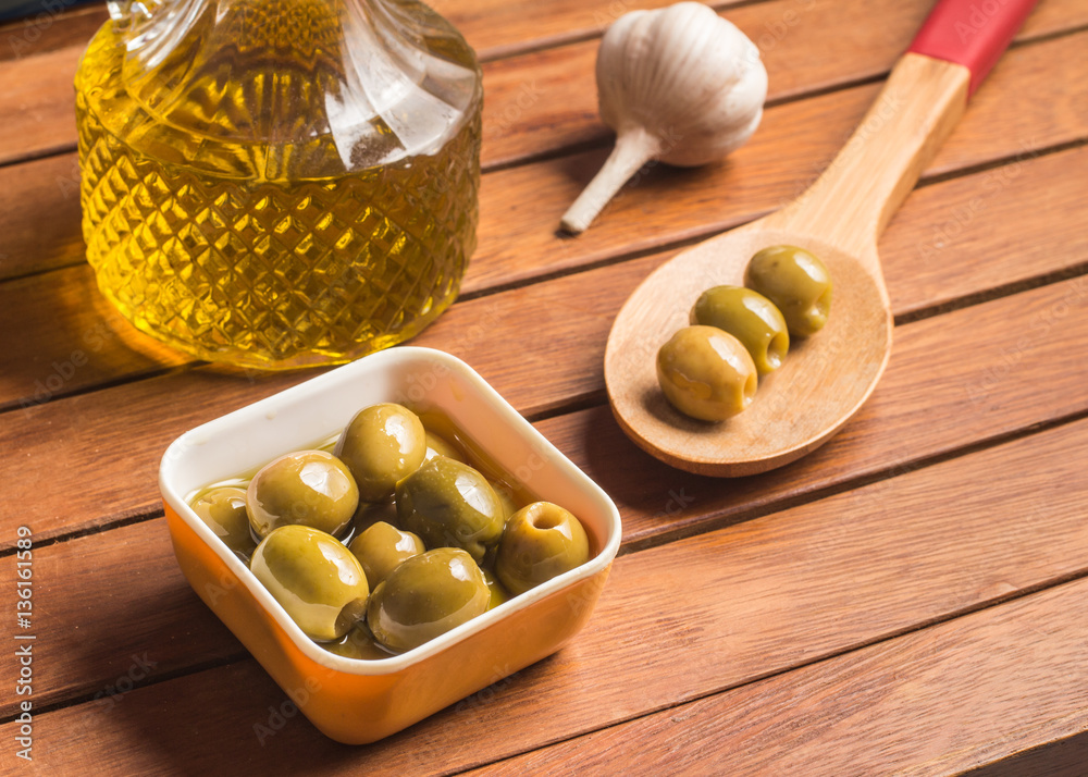 Green Olives and Oil