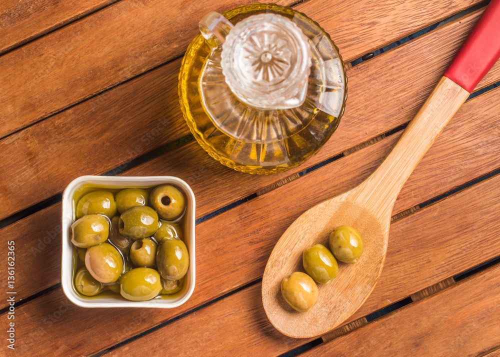 Green Olives and Oil