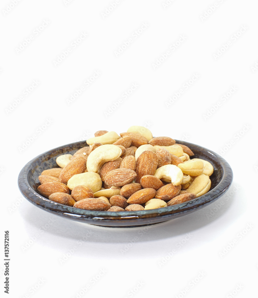 Close - up Healthy mixed nuts , Almond , Cashews nut