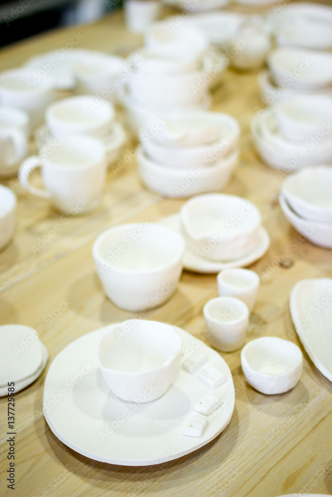 workshop production of ceramic tableware finished products