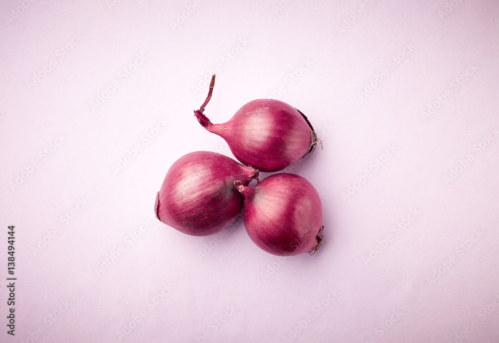 three red onions