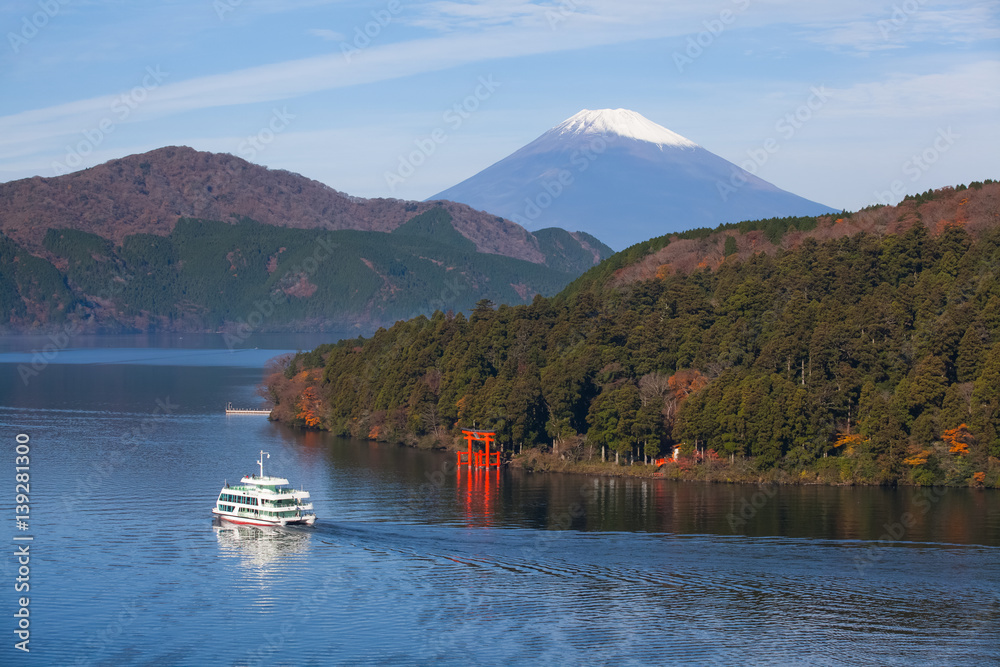 Beautiful Lake ashi and mt. Fuji in autumn season