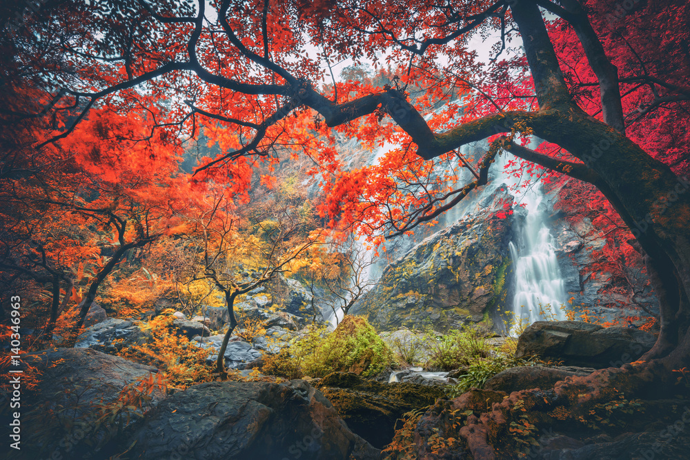 Khlong Lan Waterfall the natural attractions in Thailand. And very beautiful.