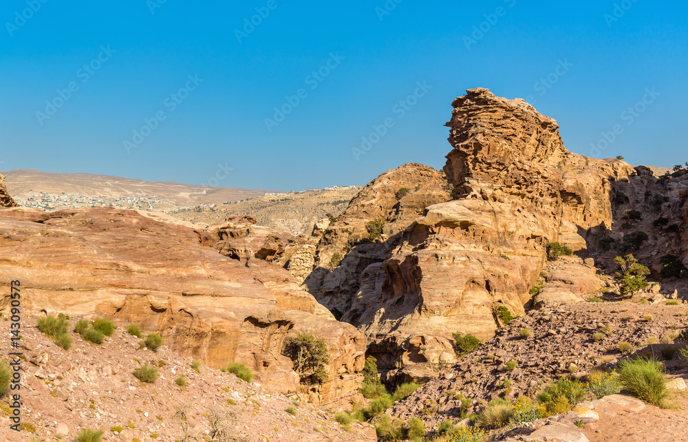 Wadi Jeihoon，通往佩特拉El Deir修道院的道路