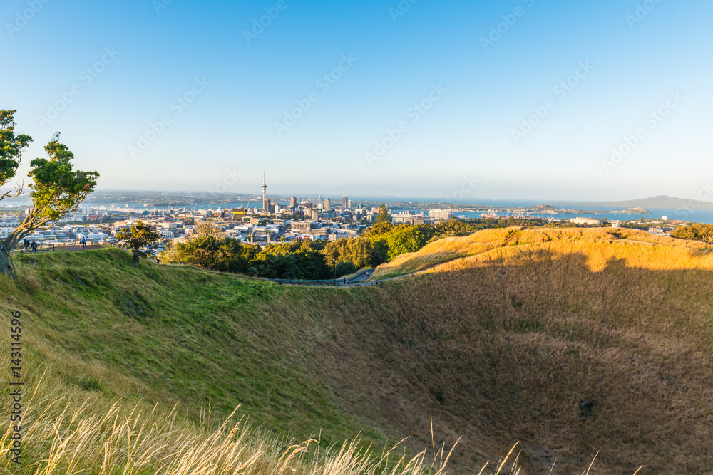 
00:00 | 00:29
1×

Aerial of the Mount Eden volcano in Auckland, Newzealand.