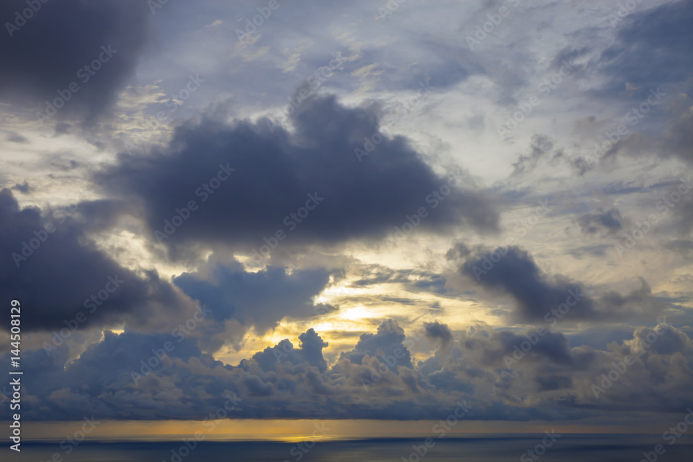 Dramatic sky and cloud over sea sunset background.