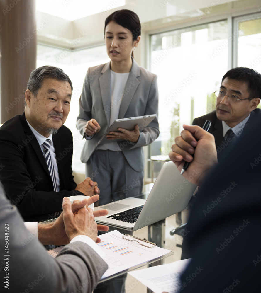 业务讨论会演示简报