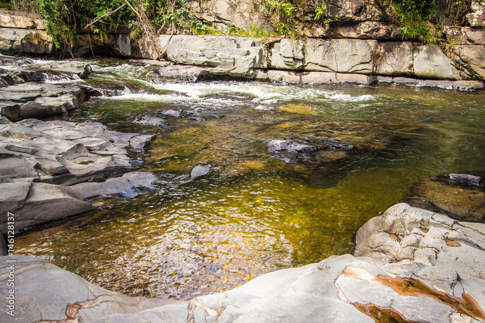 chapada do veadeiros的Morada do Sol瀑布