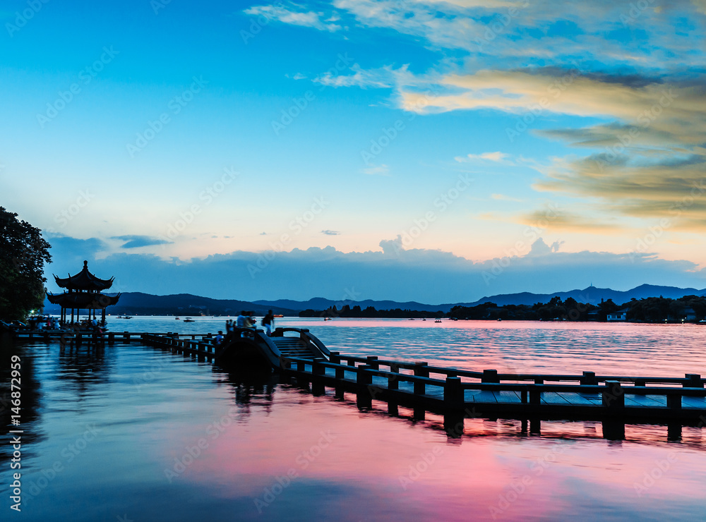 Beautiful hangzhou west lake sceney at sunset