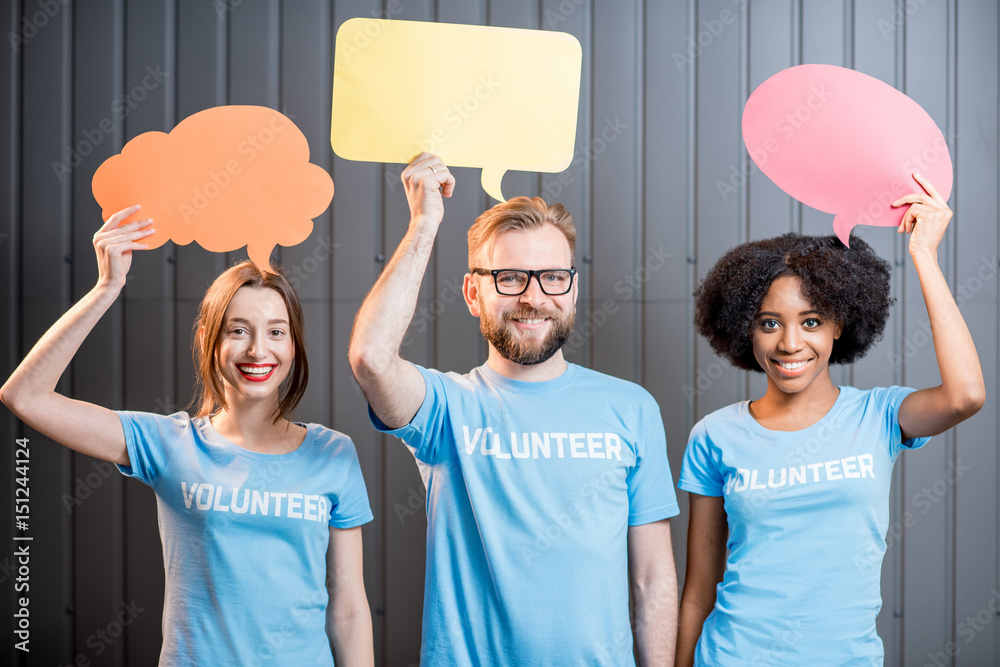 Volunteers with thought bubbles