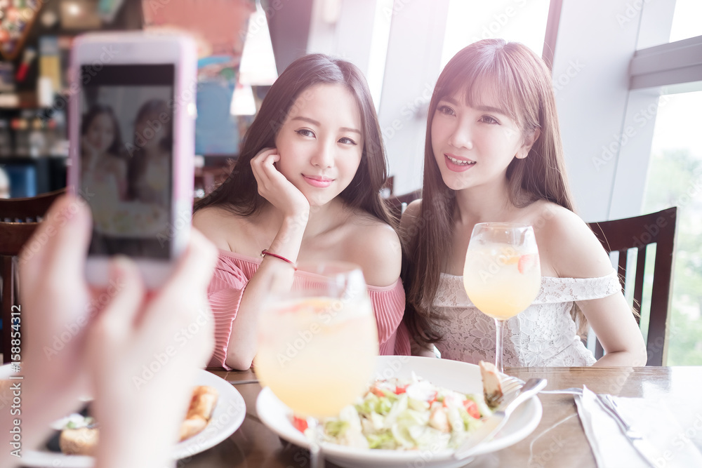 women dine in restaurant