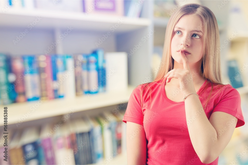 Woman in library.