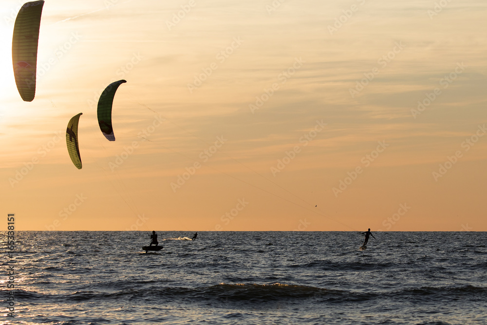 Kitesurfer