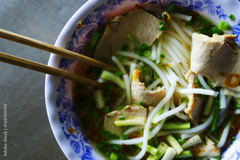 bowl  of pho soup 