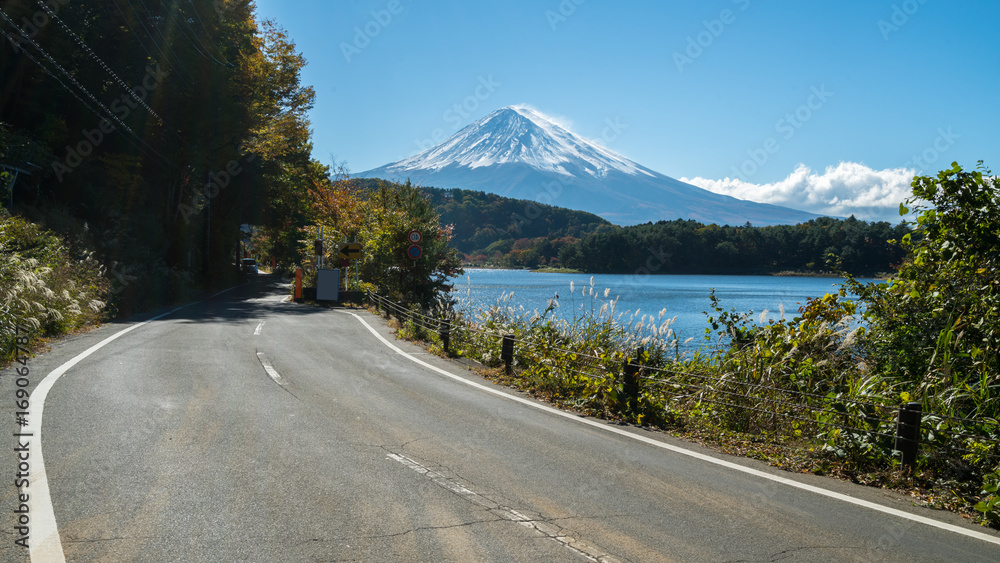 日本富士山和河口湖公路