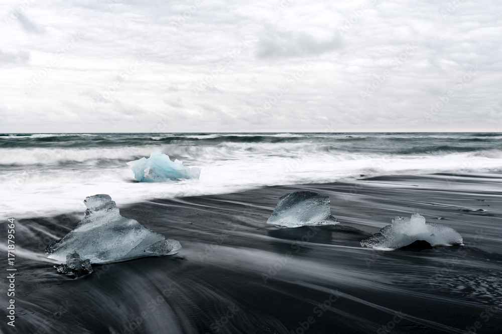 Iceberg pieces on Diamond beach