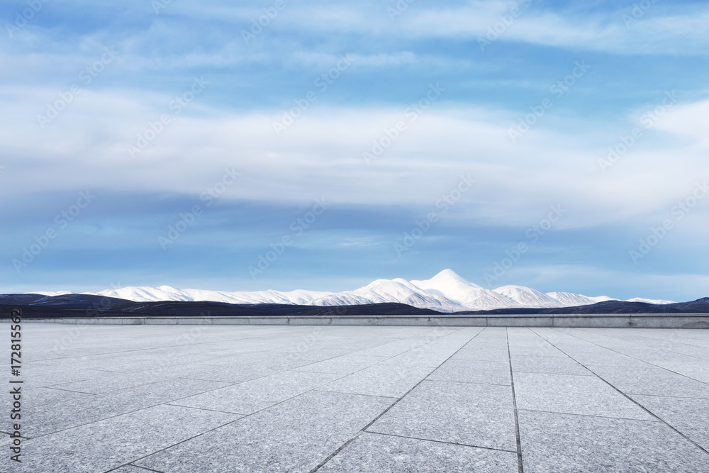 雪山空大理石地面