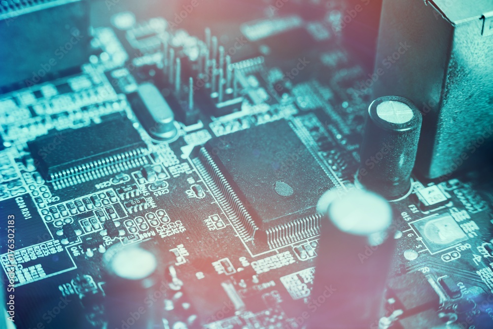 Electronic circuit board with processor