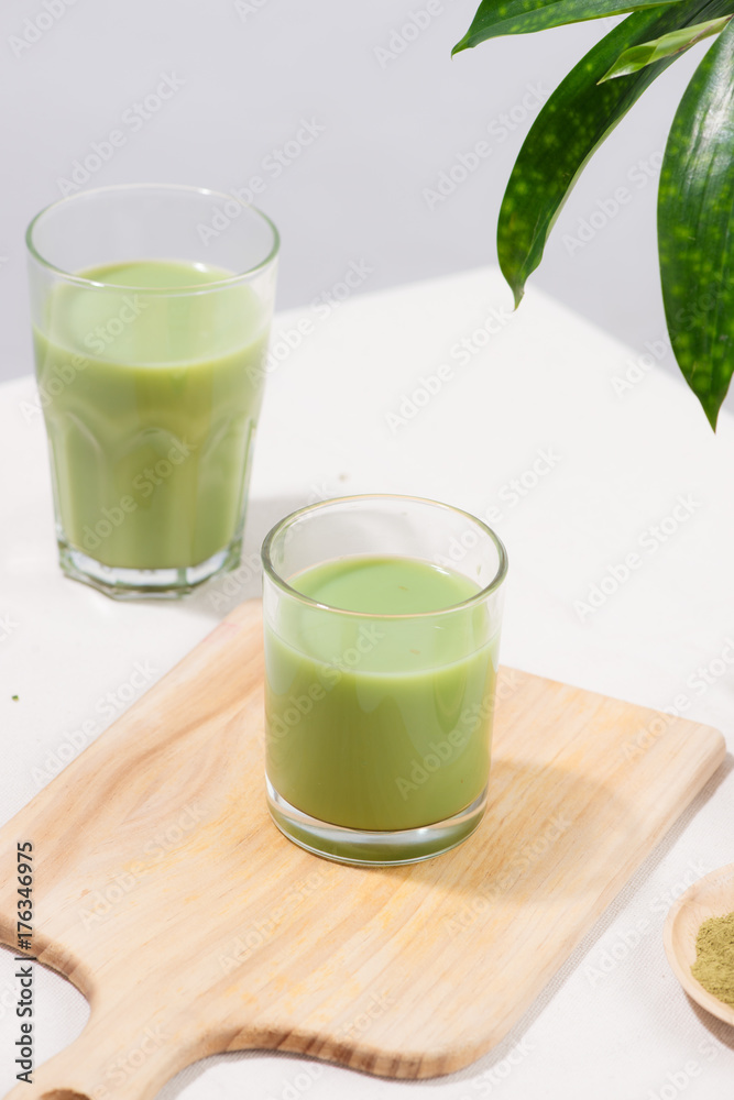 Homemade Hot Matcha Latte Tea with Milk