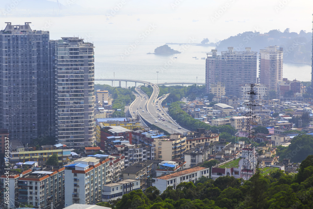 中国厦门美丽城市建筑与天际线