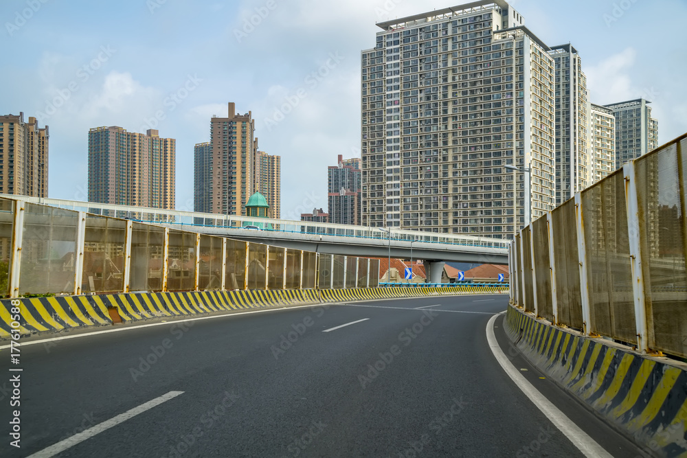 城市建设道路与天际线