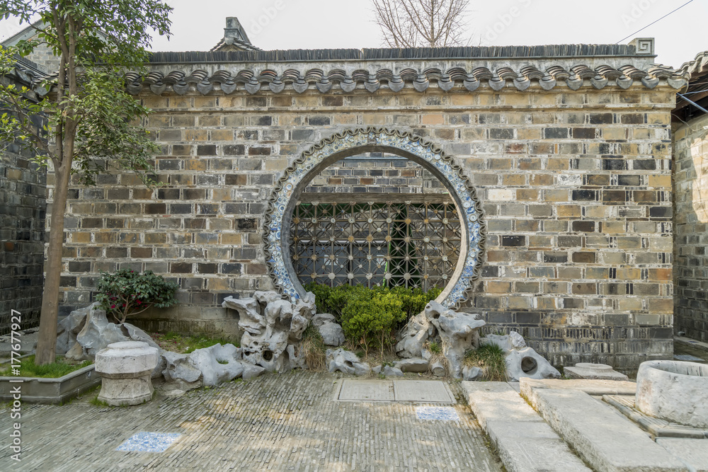 Chinese wooden doors