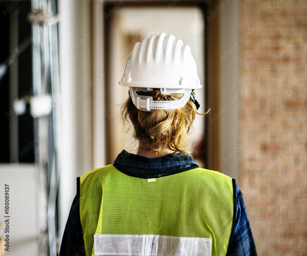 Construction worker wearing hardhat