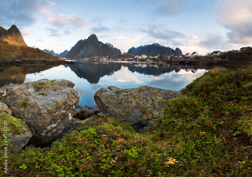 Reine渔村的美丽风景