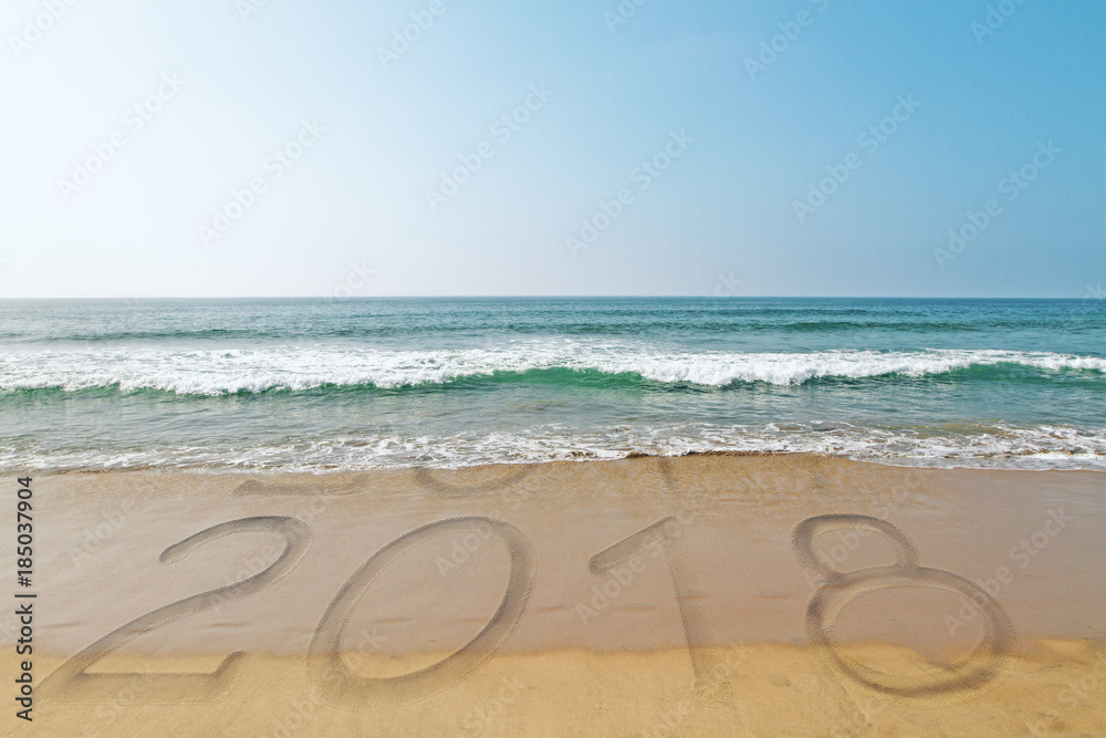 海滩新年背景