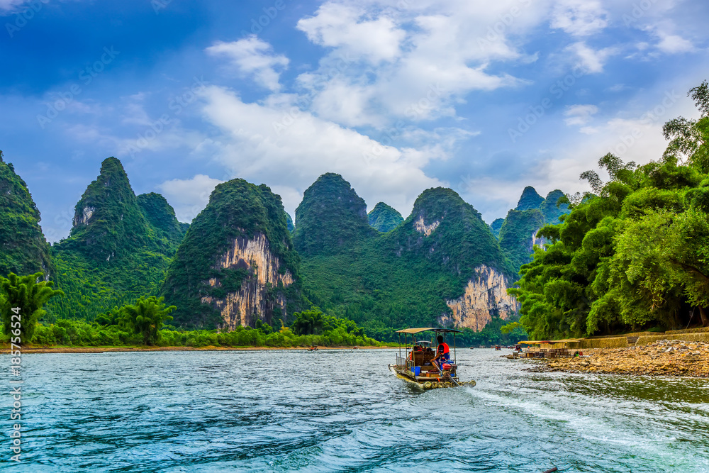 桂林漓江的美丽风景和河流