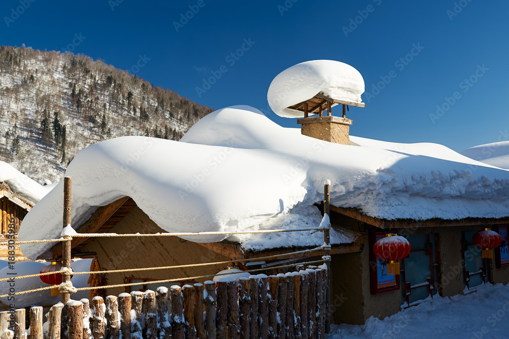 The rounded pure white snow scenic.