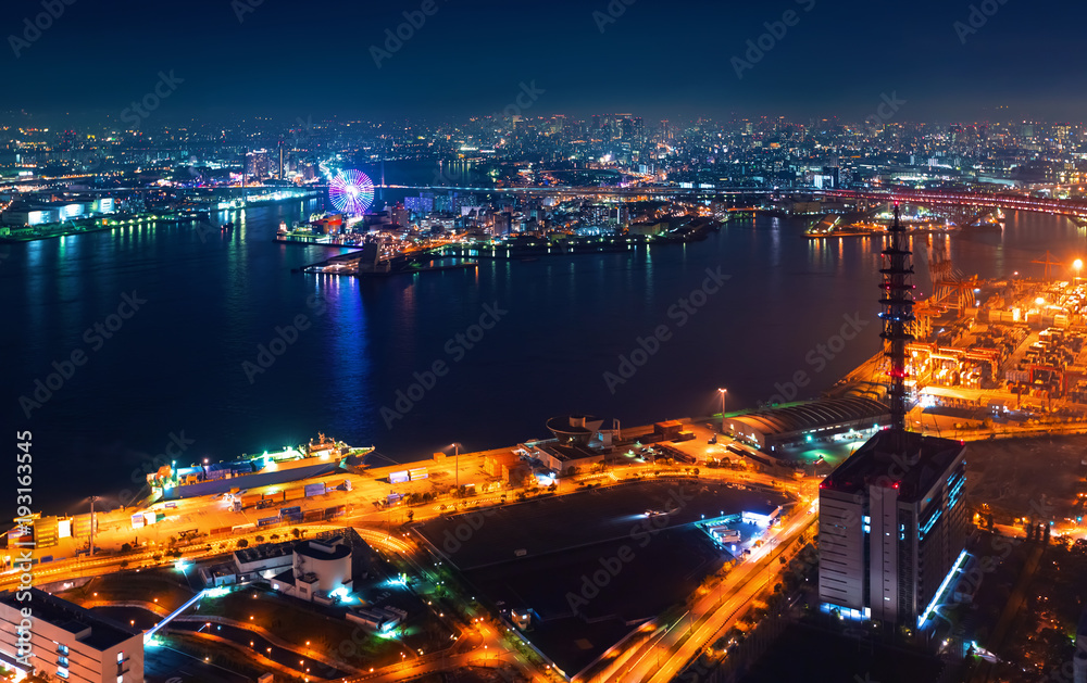 大阪湾港区夜间鸟瞰图